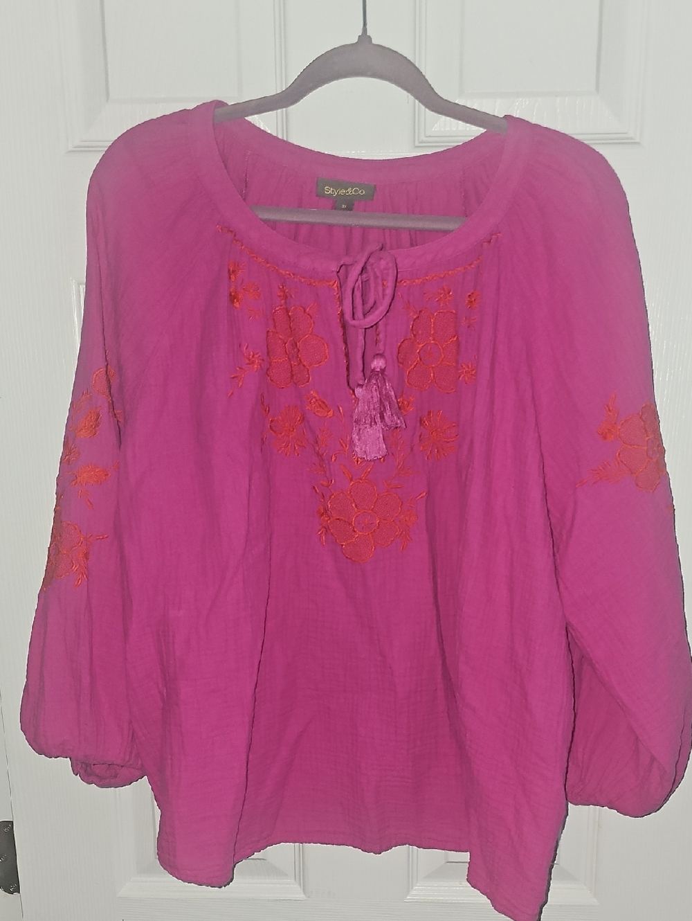 Style & Co, Pink Embroidered Peasant Blouse Size 3X - Picture 2 of 9